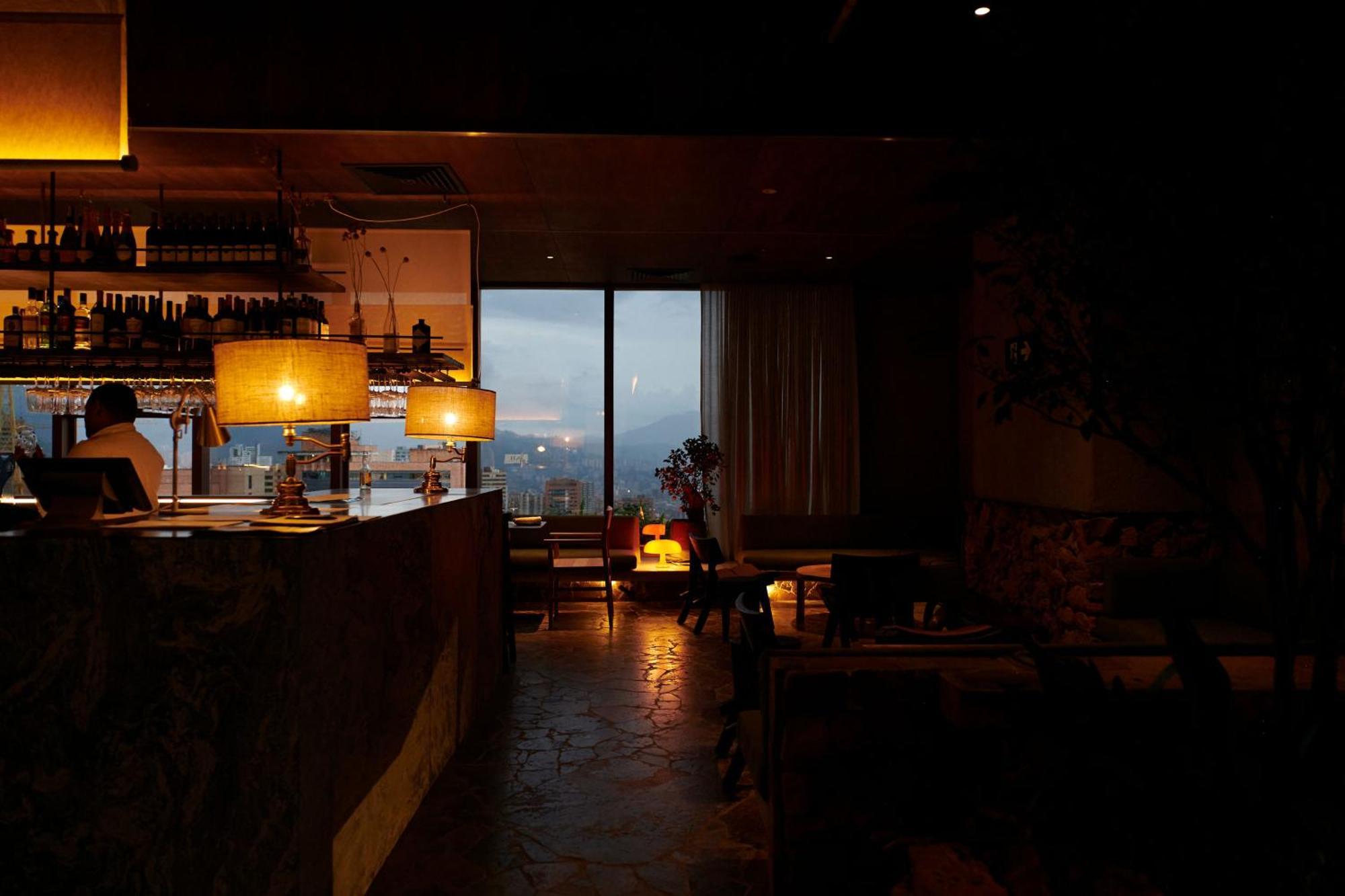 Novotel Medellin El Tesoro Eksteriør billede Interior of the restaurant